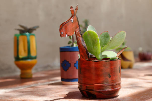 easy diy plant pots from recycled materials