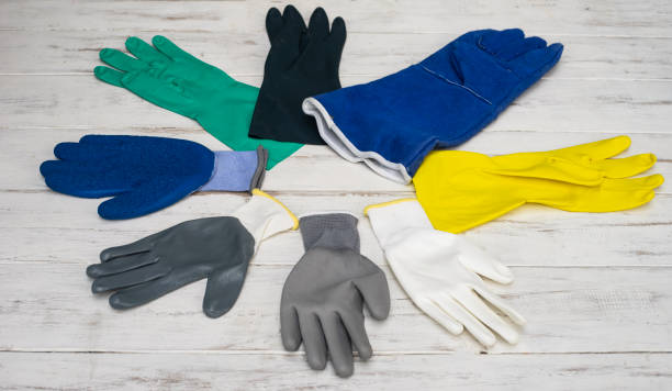 Synthetic Gloves (Polyester and Spandex):