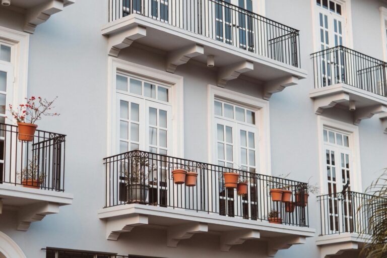 how to garden on a balcony